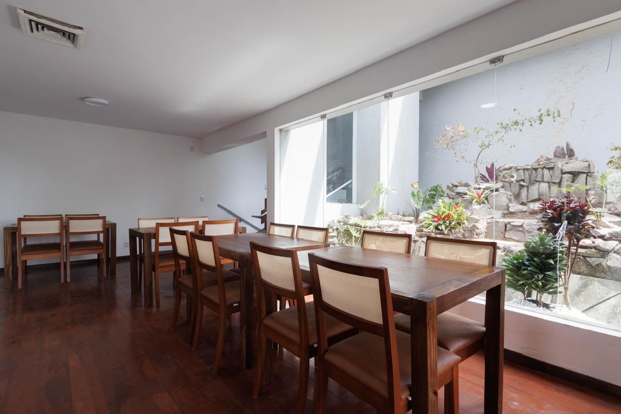 Cuidados especializados no Marco Aurélio Residencial Geriátrico